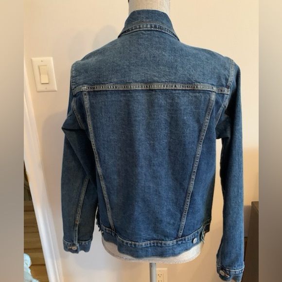 Old Navy Jean Jacket - NWOT - Picture 3 of 4